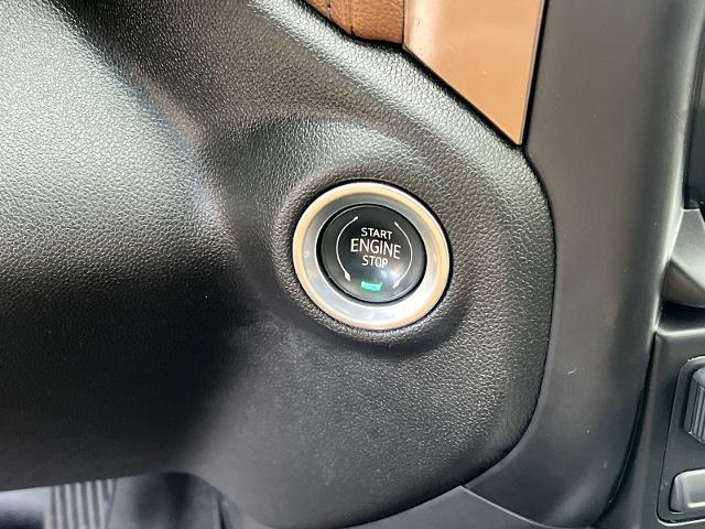 2022 Chevrolet Silverado 3500HD 4WD Crew Cab Long Bed High Country