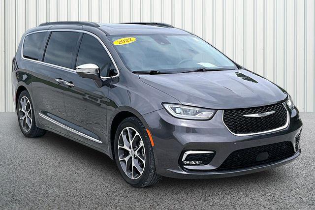 2022 Chrysler Pacifica Limited for sale in Bedford, IN