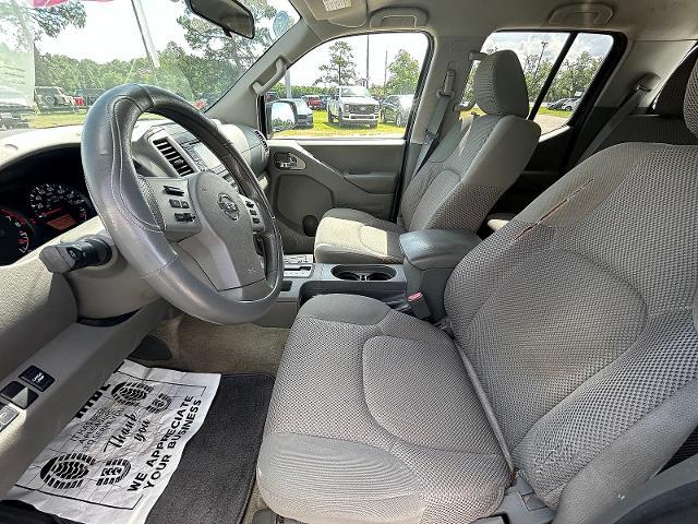 2016 Nissan Frontier SV
