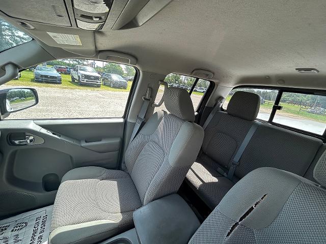 2016 Nissan Frontier SV