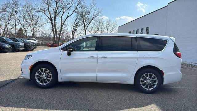 2026 Chrysler Pacifica PACIFICA SELECT AWD 2026 Chrysler Pacifica PACIFICA SELECT AWD