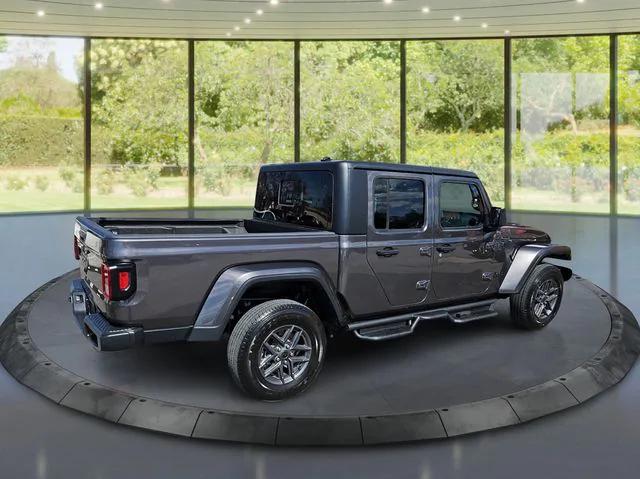 2024 Jeep Gladiator Sport S