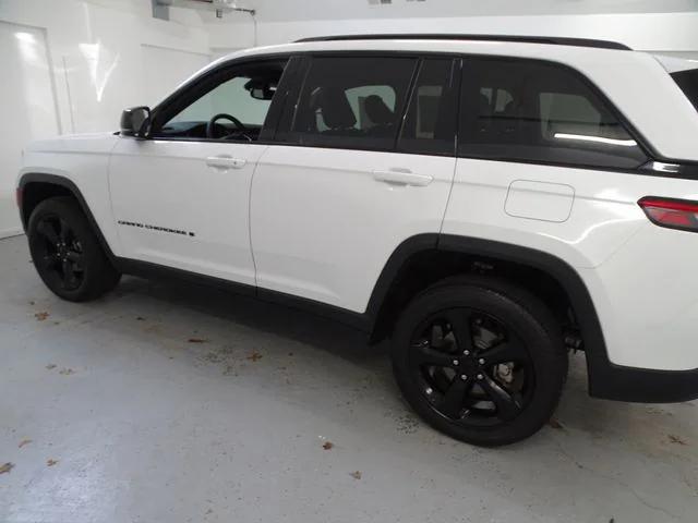 2023 Jeep Grand Cherokee Altitude 4x4