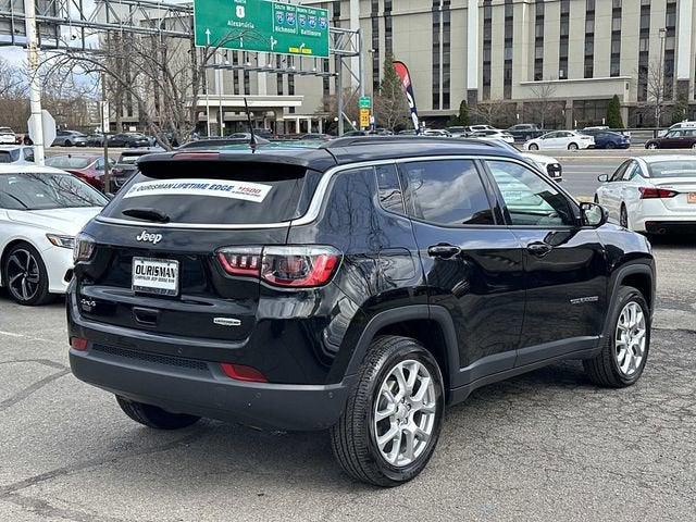 2023 Jeep Compass Latitude Lux FWD