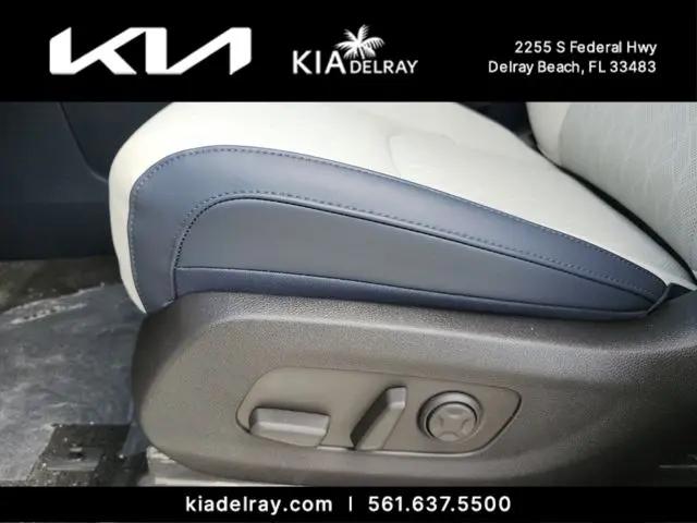 2026 Kia Carnival MPV SX