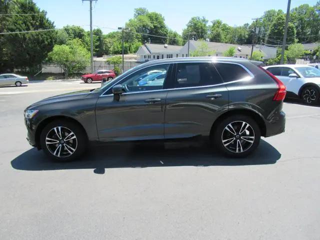 2020 Volvo XC60 T5 Momentum