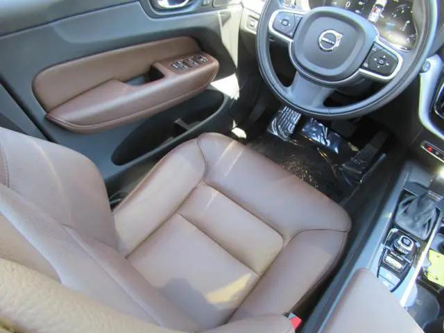 2020 Volvo XC60 T5 Momentum