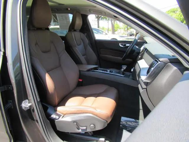 2020 Volvo XC60 T5 Momentum