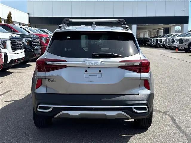 2022 Kia Seltos EX
