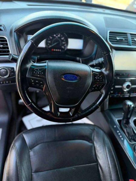 2016 Ford Explorer Base