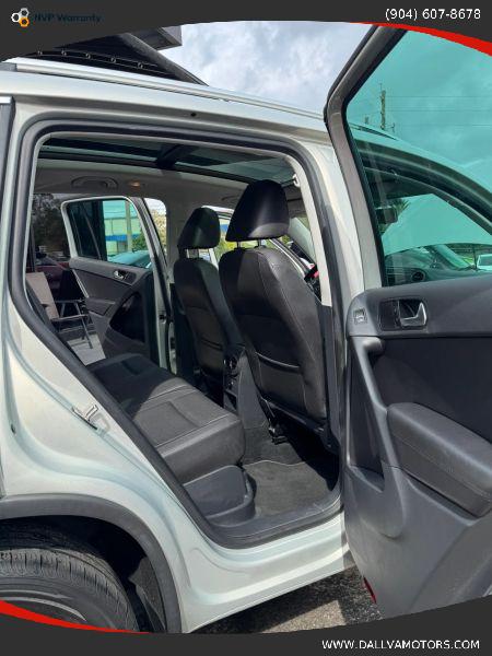 2013 Volkswagen Tiguan SE