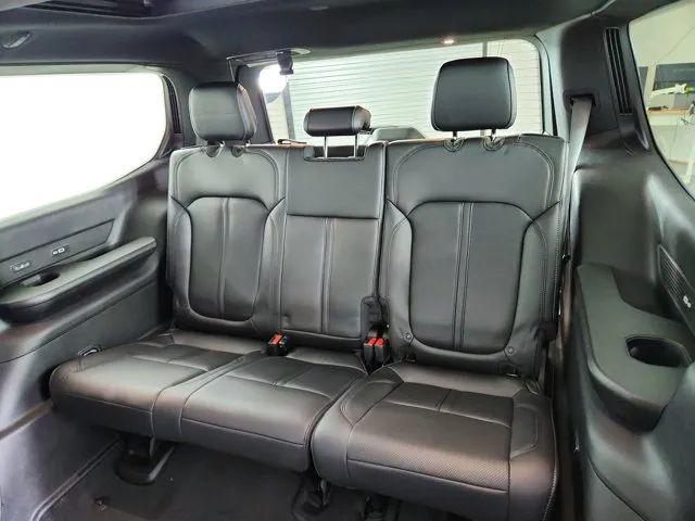 2026 Jeep Grand Wagoneer Upland