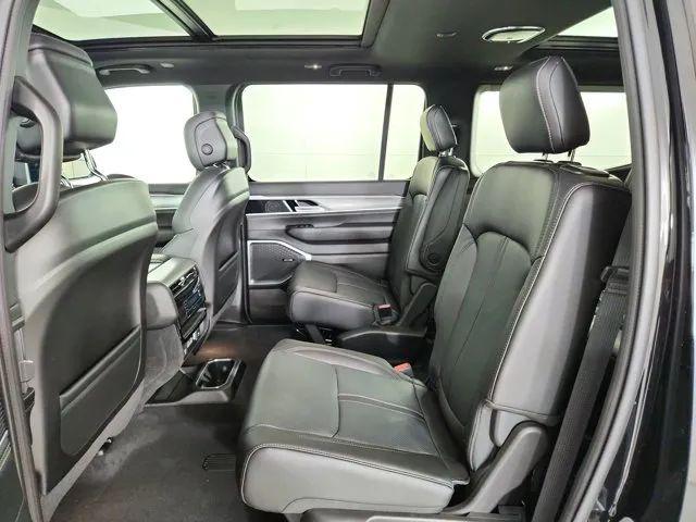 2026 Jeep Grand Wagoneer 4x4