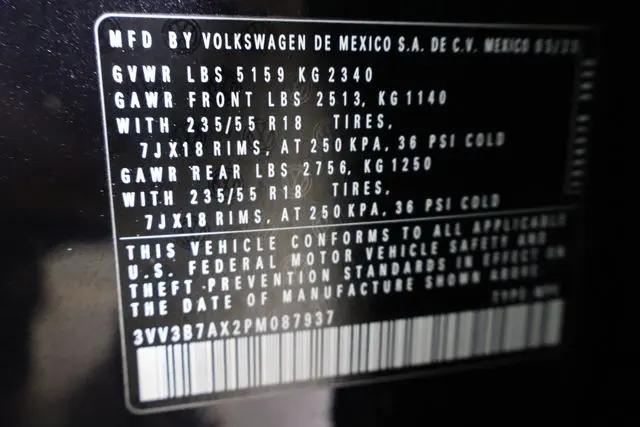 2023 Volkswagen Tiguan 2.0T SE