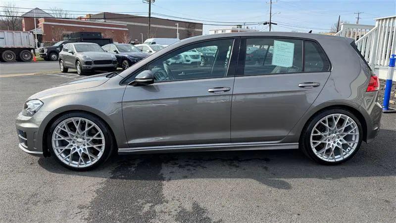 2017 Volkswagen Golf R 4-Door w/DCC & Navigation