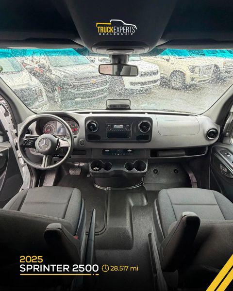 2025 Mercedes-Benz Sprinter 2500 High Roof 4-Cyl Diesel