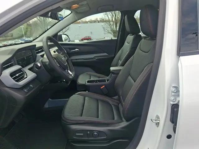 2027 Chevrolet Bolt RS FWD