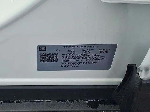 2027 Chevrolet Bolt RS FWD