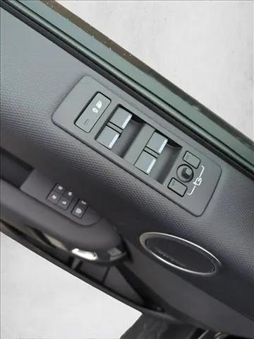 2024 Land Rover Discovery P360 Dynamic SE