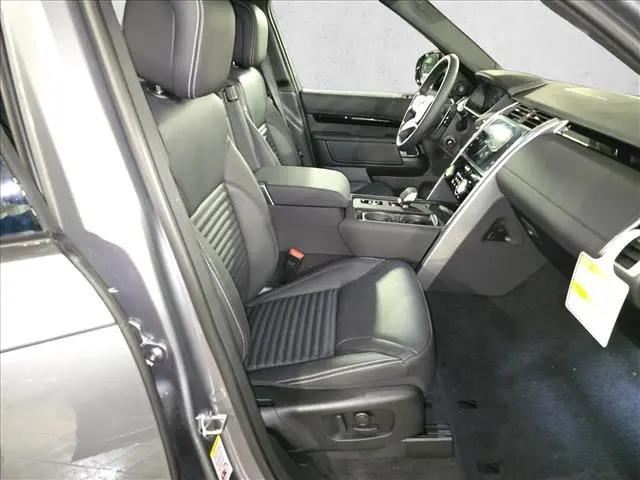 2026 Land Rover Discovery S
