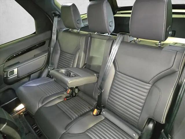 2026 Land Rover Discovery S