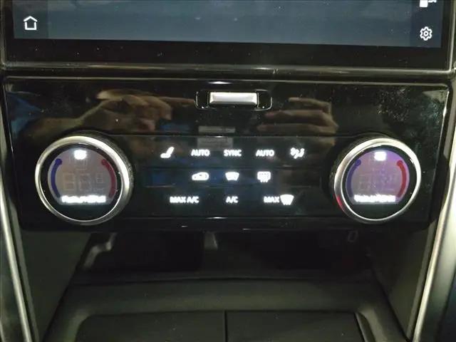 2026 Land Rover Discovery S