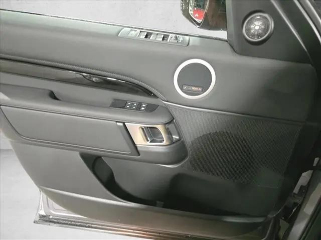 2026 Land Rover Discovery S