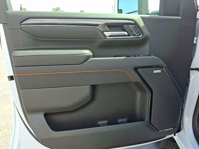 2026 GMC Sierra 2500HD Crew Cab, Standard Bed, AT4, 4WD