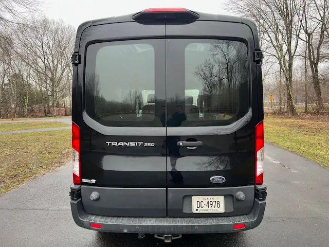 2018 Ford Transit Medium Roof w/Sliding Side Door w/LWB