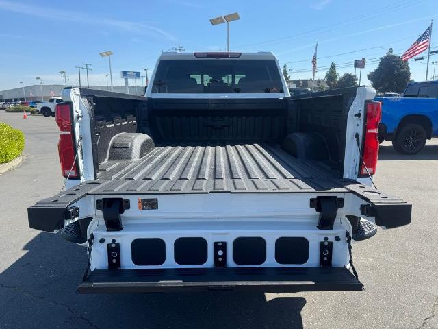 2026 Chevrolet Silverado 2500HD Crew Cab, Standard Bed, LT, 4WD
