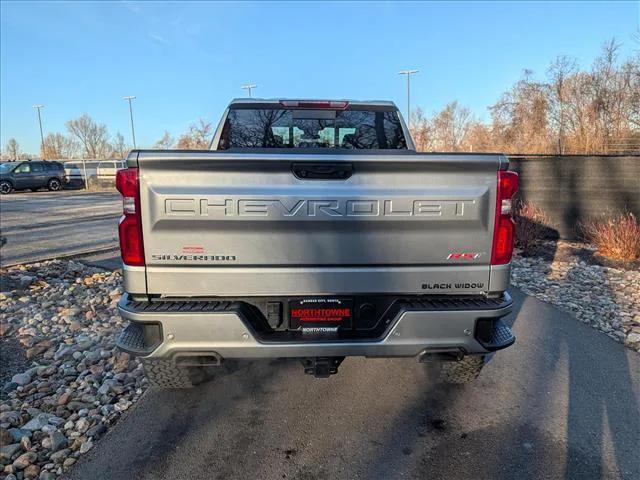 2023 Chevrolet Silverado 1500 4WD Crew Cab Short Bed RST