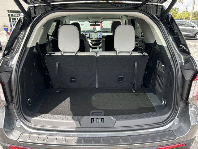 2026 Ford Explorer Active w/200A Pkg RWD