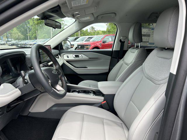 2026 Ford Explorer Active w/200A Pkg RWD