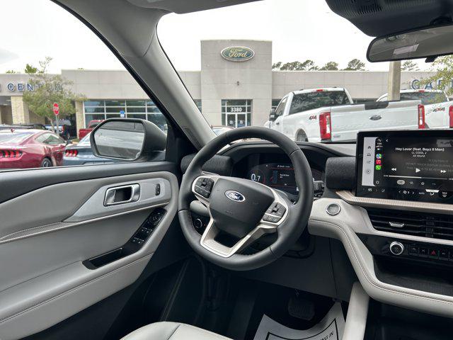 2026 Ford Explorer Active w/200A Pkg RWD