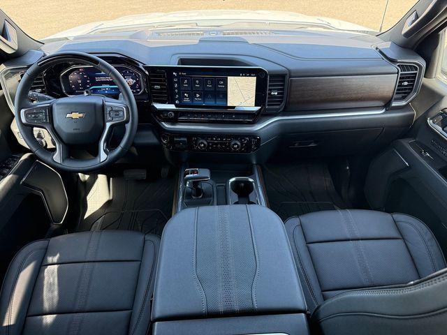 2026 Chevrolet Silverado 1500 4WD Crew Cab Short Bed High Country