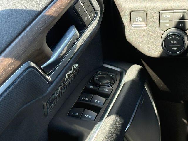 2026 Chevrolet Silverado 1500 4WD Crew Cab Short Bed High Country