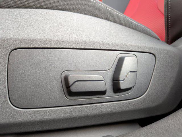 2026 BMW Coupe xDrive