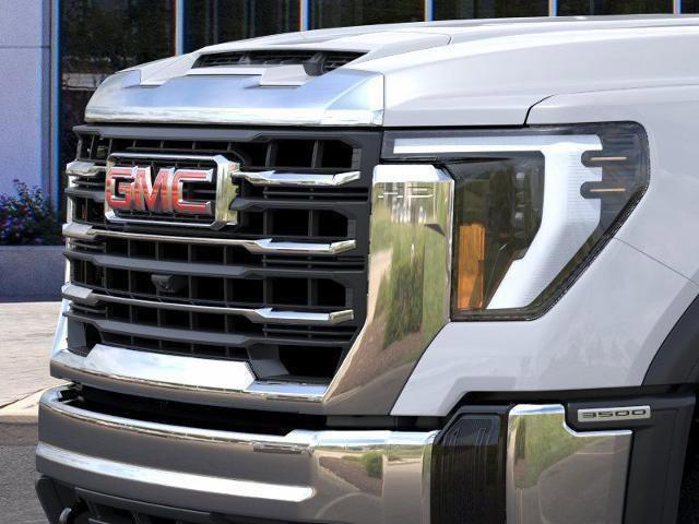 2026 GMC Sierra 3500HD SLE