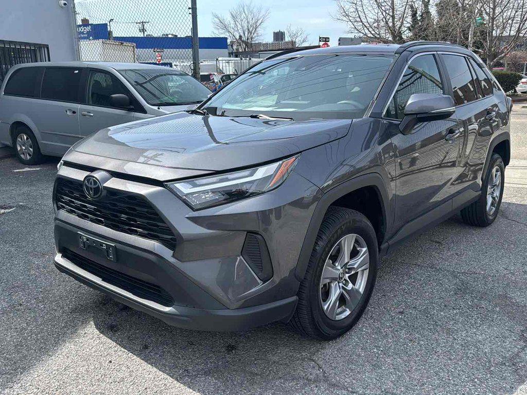 2024 Toyota RAV4 XLE FWD
