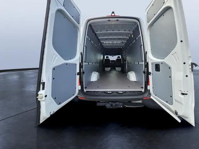 2026 Mercedes-Benz Sprinter 2500 High Roof 4-Cyl Diesel