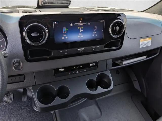 2026 Mercedes-Benz Sprinter 2500 Standard Roof 4-Cyl Diesel