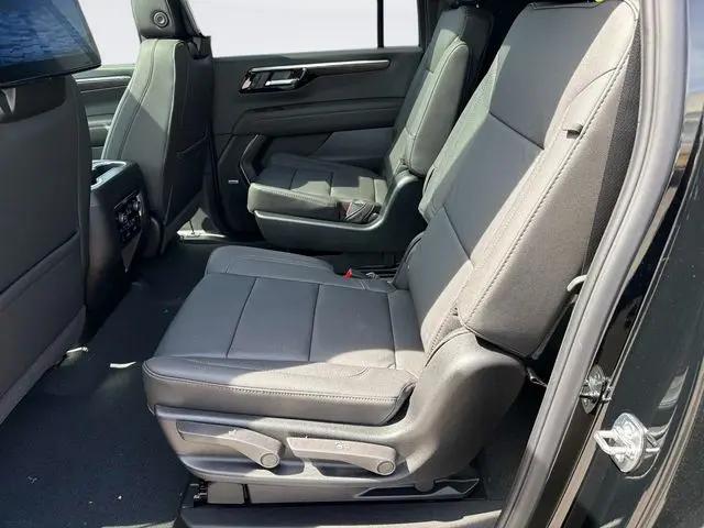 2026 Chevrolet Suburban Z71, 4WD