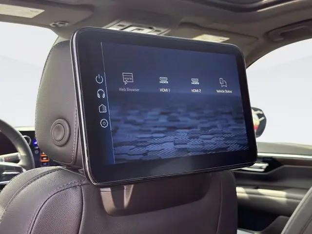 2026 Chevrolet Suburban Z71, 4WD