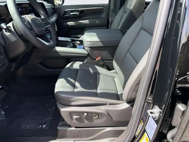 2026 Chevrolet Suburban Z71, 4WD