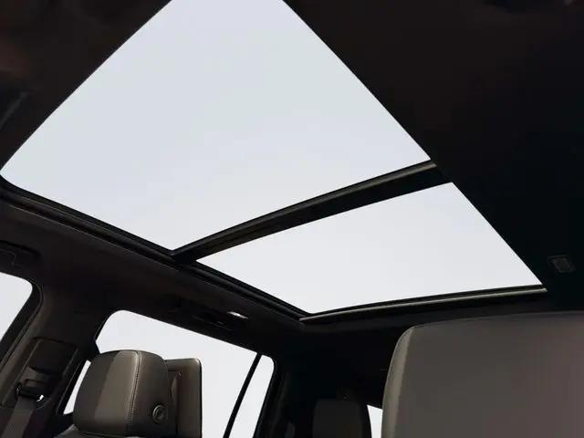 2026 Chevrolet Suburban Z71, 4WD