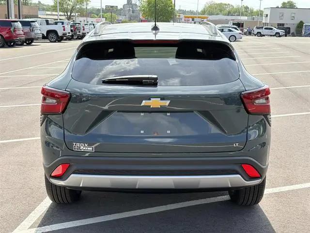 2026 Chevrolet Trax FWD LT