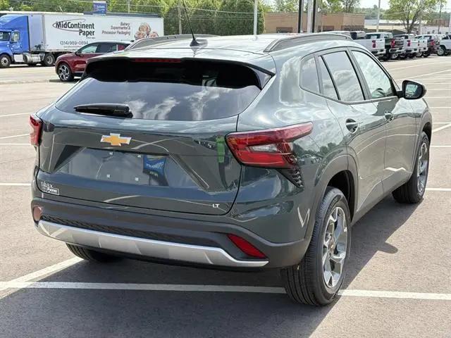 2026 Chevrolet Trax FWD LT