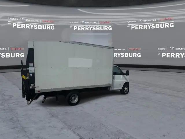2022 Chevrolet Express Cutaway Work Van