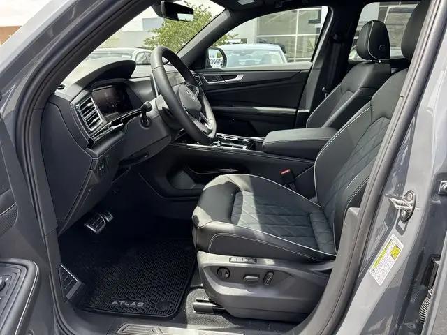 2026 Volkswagen Atlas Cross Sport SEL Premium R-Line
