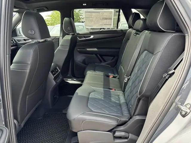 2026 Volkswagen Atlas Cross Sport SEL Premium R-Line
